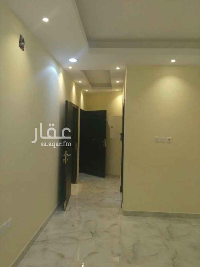 1587414 للايجار شقتين فوق بعض جدد في فيلا في قرطبه مطابخ راكبه في الدور الاول علي 25الف دفعتين والسطح 23الف دفعتين عائله صغيره للتواصل 0558477741