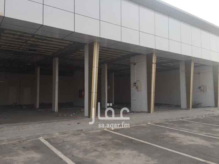 1656374 محلات مكونه من ست فتحات كل فتحها 4*22 يفضل الاجار مساحة الأرض 900 متربالكامل موقعها على شارع نجران بعد المستوصف جميع النشاطات ما عدا المطعم مغسلة ملابس لانريد تاجيرها
للتواصل على الرقم 0501986669