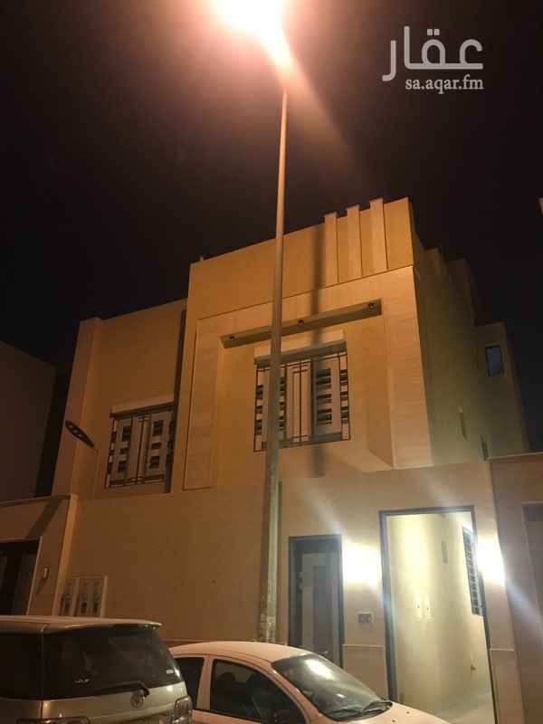 1695747 شقه في فله تتكون من :
3غرف +صالة + 2 حمام
لتواصل : 0500635988