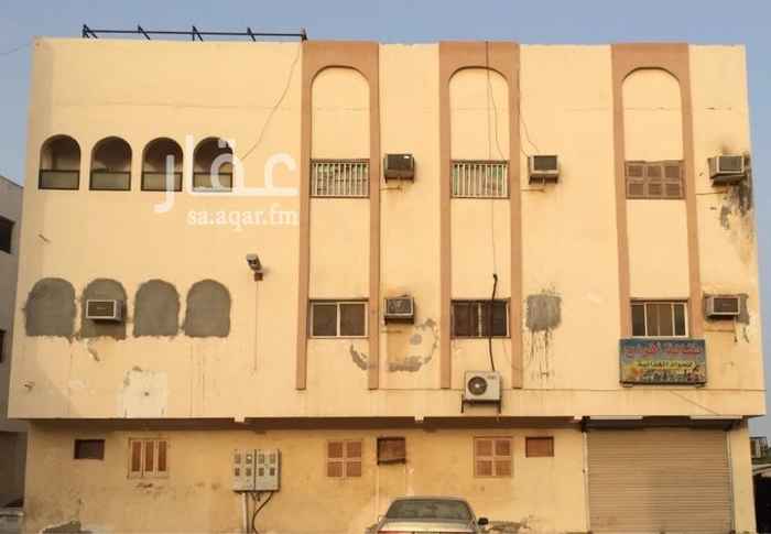 1547615 عمارة للبيع حي السميري ينبع البحر
ثلاثة أدوار
عبارة عن شقتين اربع غرف وثلاث حمامات وصاله ومطبخ
الدور الأرضي تجاري يوجد بقالة وشقة مع إمكانية فتح ثلاث محلات أخرى مكان الشقة