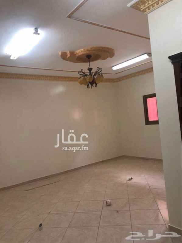 1735130 للايجار شقة دور ارضي
5 غرف + صالة ومطبخ
3 دورات مياة.
غاز مركزي
حوش خارجي مع المدخل مستقل
توفر الخدمات