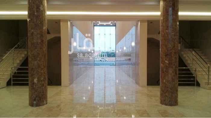 964695 ((رقم العرض 178)) للبيع
مبنى تجارية بطريق التخصصي
… شمال الرياض …
موقعها جدا مميـــز وحيوي
يكثر بها الحركة و الانشطة التجارية
>على 3 شوارع<
*اجمالي المسطحات 13000 م*
وهــي عبـــارة عــــن ::
15 معرض ميزانين و 56 مكتب
<<< التفاصيل>>>
بها 4 مداخل للمكاتب و 4 مصاعد
ويوجد قبو مواقف يتسع لـ 120 سيارة
اضافتا مواقف خارجية لـ70 سيارة
ويوجد كافة الضمانات الخاصة بالمبنى
تم تاجير عدد كبير منها
••الدخل المتوقع 9 مليون••
...بعد التاجير كاملا...
السعر 90 مليون على الشور
مع العلم ان سيمت قبل 100 مليون