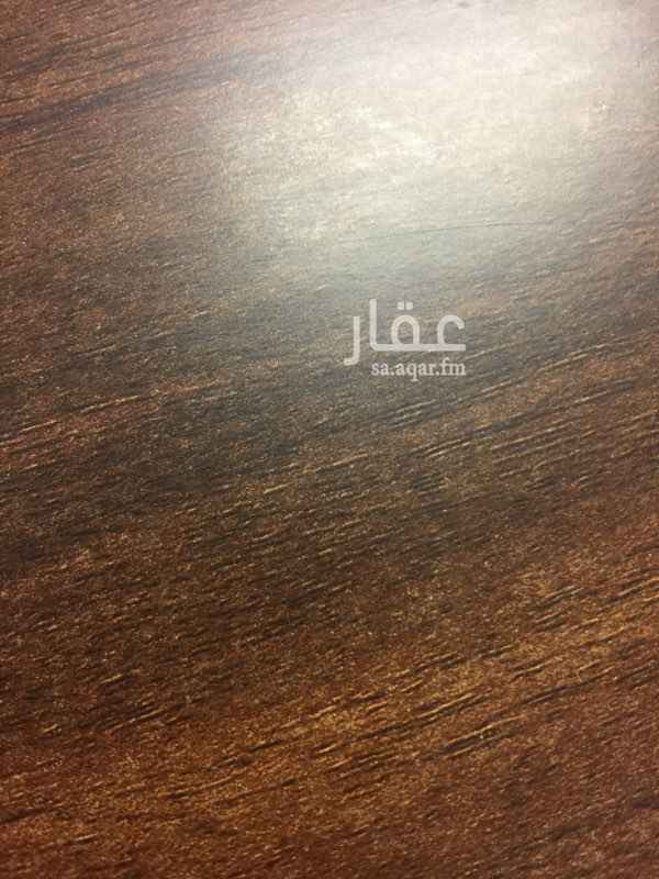 1596472 يوجد لدينا مزرعه للبيع على طريق الكويت القديم بالقرب من كمباوند البراك فيها بئر ارتوازي واصلهتها الكهربا قريبه من الجبيل تصلح لإقامة كمباوند عمال او مستودع ، المساحه ١٢٣٠٠٠ متر ،
عن طريق الوتس اب الأخ ابوعبدالاله
+966 59 900 2201