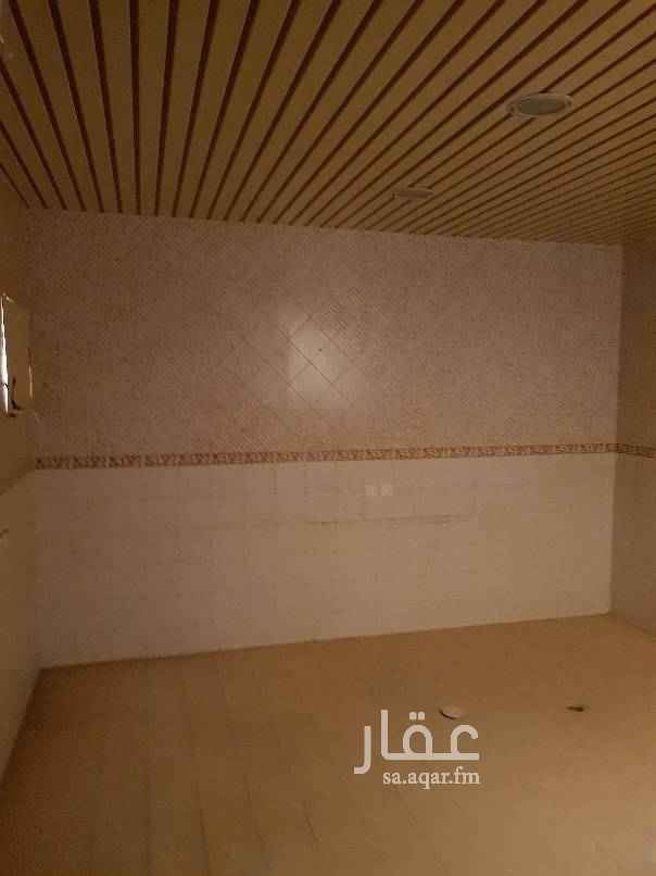 1726378 الايجار ١٠٠٠٠ دفعه أو ١٢٠٠٠دفعتين عداد كهرباء مستقل بدون سطح قريب من المدارس