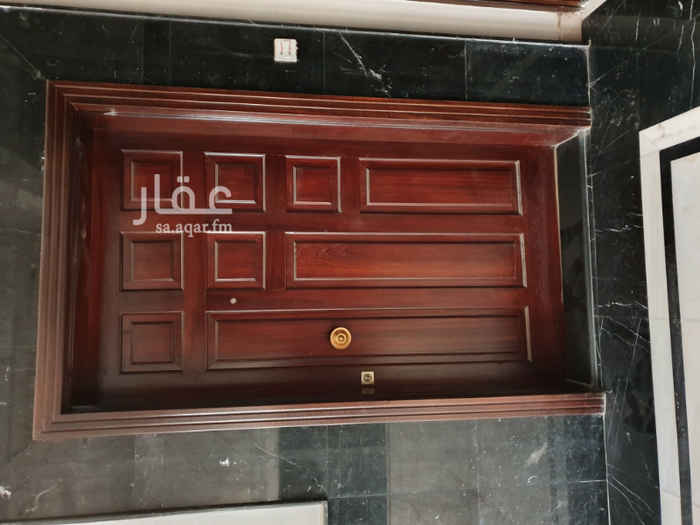 1648090 شقه في حي الاجواد ٣ غرف ودورتين مياه ومطبخ كبير وصاله