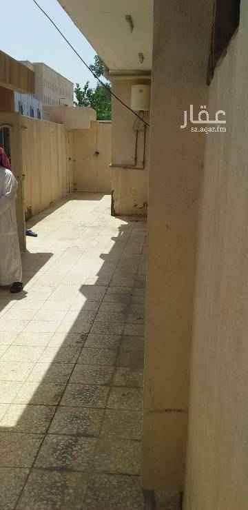 1524411 دور للايجار 91 حي بدر سلفه بنك الراجحي موقع ممتاز 7 غرف مجداد بالكامل الحين