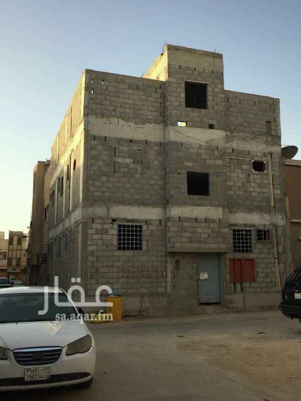 1343014 عماره دورين الدور الأرضي شقه كبيره كأنها دور أرضي كامل ، ثلاث غرف و مجلس و مطبخ و صاله و ٣ حمامات و الدور الأرضي شقتين بالاضافه الى مساحه لبناء شقه ثالثه ، و كلا الشقتين تحتوي على غرفتين و صاله و مطبخ و حمامين
وصل السوم الى ٢٥٠ ألف
السعر قابل للمفاوضه
للتواصل : اتصال او واتس ٠٥٦١٢٢٢٣٤٩