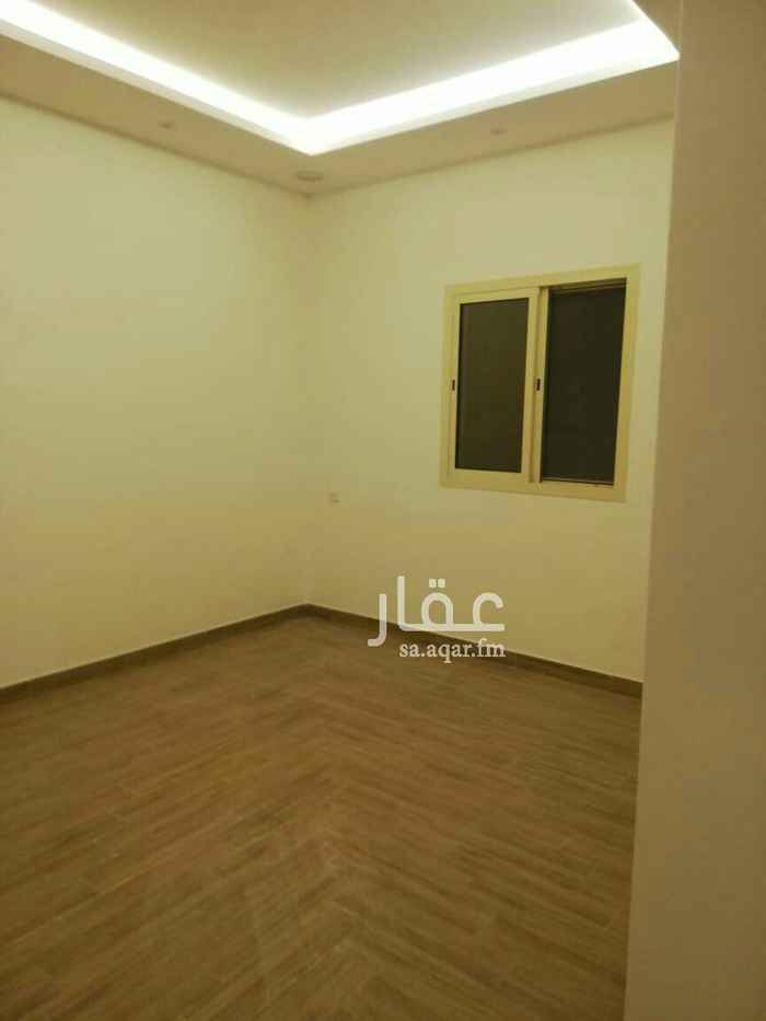 1732626 للبيع فيلا درج بالصالة مع شقتين
المساحة 450م
شارع 20 جنوبي
المواصفات
الدور الارضي مدخل سياره غرفة سائق ملحق خارجي مجلس رجال مقلط صالة مطبخ غرفة كبار سن
.... الدور الاول
غرفتين نوم بحمام مشترك
وغرفة نوم ماستر
وجناح رائسي
الدور العلوى غرفة خادمة وغرفة غسيل وصالة +سطح
الشقق كل شقة ٣ غرف نوم وصالة ومطبخ ودورتين مياة
2 مليون 650 الف غير الضريبة
