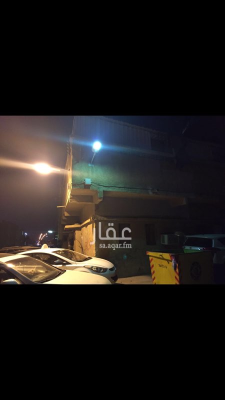 1558868 بيت مسلح قديم مأجر بلكامل عمال الدخل من 20 الى 28 على حسب المستأجرين للبيع على زاويه قريب من شارع غبيره العام