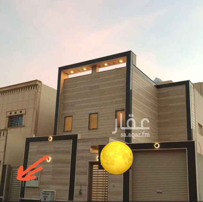 1697507 للبيع دور علوي حي القمة (الغماس) بدون مدخل سيارة
أربع غرف وثلاث دورات مياه وصالة كبييرة ومفتوحة ومطبخ
السطح: غرفتين وصالة ومطبخ ودورتين مياه
المسطح:280م
شارع شرقي 20م
الحد: 400 ألف