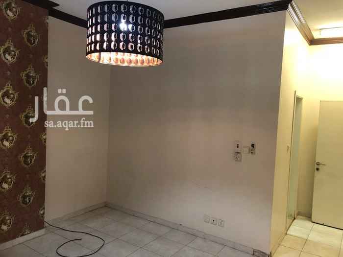 1728660 شقه نظيفه ومرتبه اربع غرف وصاله مكيفات سبيلت ومطبخ راكب قريبه من الدوائر الحكوميه والتجاريه ويوجد مستودع وموقف سياره بالبدروم