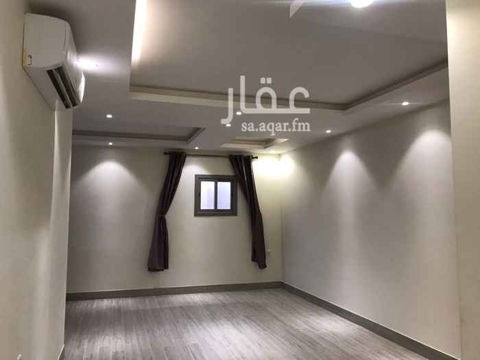 1591331 السلام عليكم ورحمه الله
نعرض لكم شقه مكونه من غرفتين نوم وصاله ومجلس ومطبخ و٢ دوره مياه .. المكيفات سبيلت راكبه جميعها + المطبخ جديد ..
المكان غرب الملك عبدالعزيز .. حي العارض .. ( من المالك مباشره )