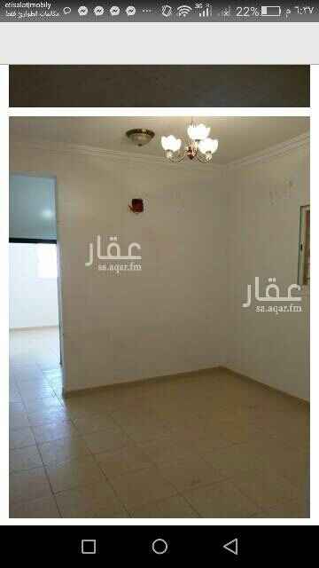 1745359 شقه بفلا حي عكاظ 3غرف وصاله ومطبخ وحمام غرب مسجد الاحسان للتواصل وتس0561501497