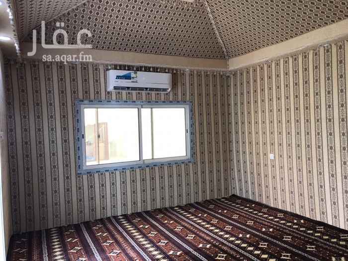 1751726 شاليه باليوميه يوجد مسبح صغير وبيت شعر وغرفه نوم ومطبخ وجلسه ونطيطا اطفال
للاجاراليومي فقط للحجز التواصل معي