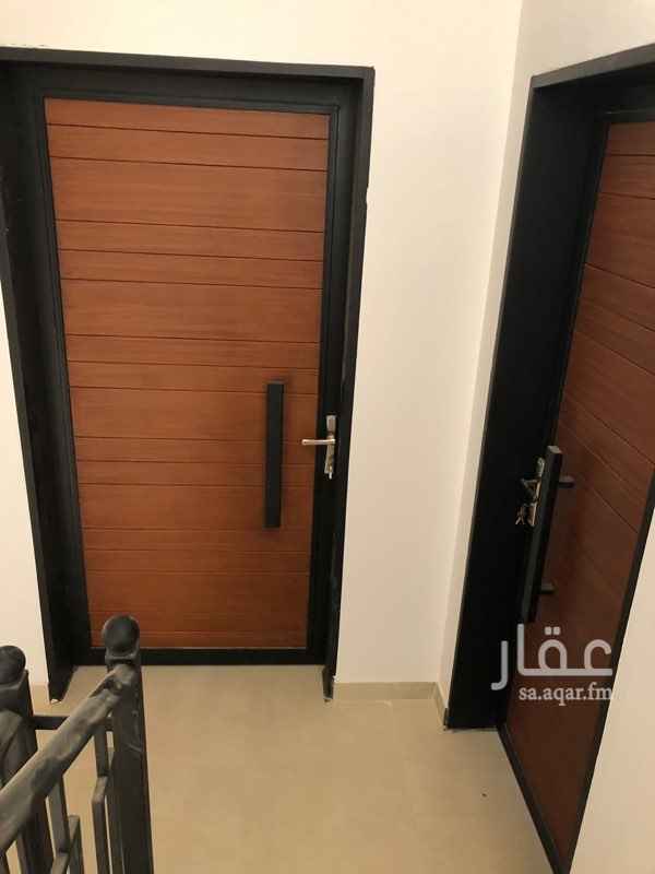 1551649 شقتين دور اول ودور ثاني ثلاث غرف وصاله جديده الشقه اللي بالدور الاول 20000 والشقه اللي بالدور ثاني 18 الف بحي العارض القمرا الذهبي ياليت اجانب او عرسان جدد اللي بيستاجر
