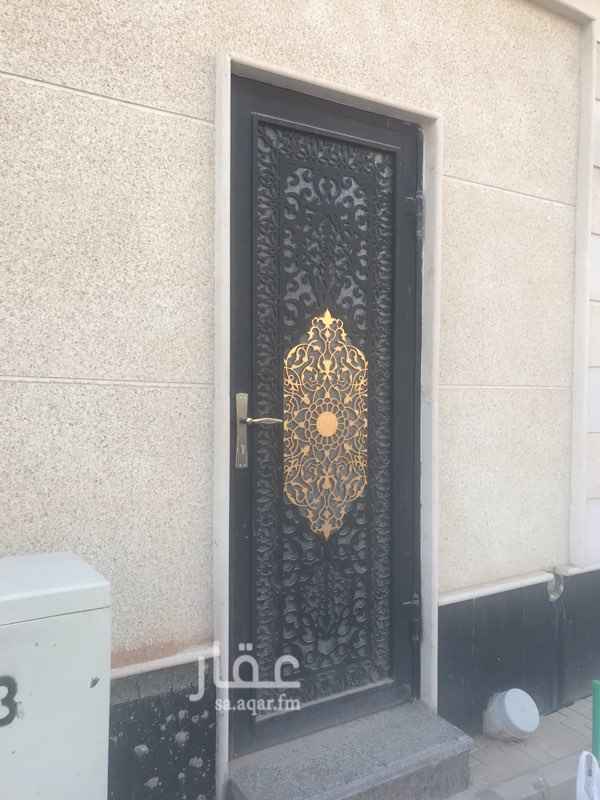 1499965 غرفة سائق في حي المهرة قريب من شارع ابوبكر الصديق واصل جميع الخدمات من المالك مباشره ..