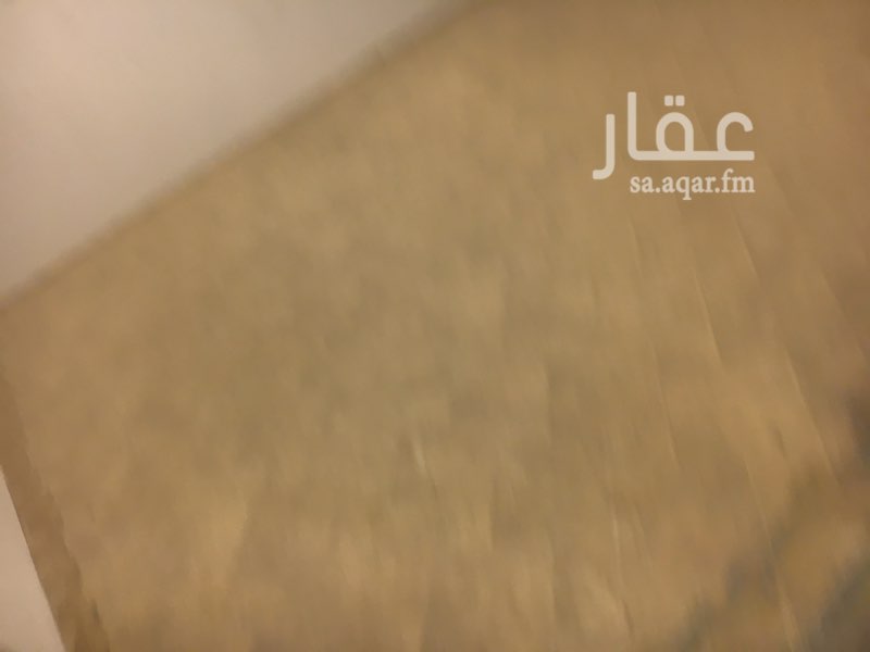 1600179 فيلا بحي الدانة حوش وغرفة سائق وخمس غرف وثلاث حمامات