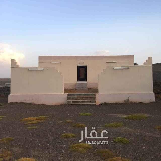 1508071 يوجد استراحه بالعطافيه مؤثث بالكامل قسم نساء مكون من ٣ غرف ومطبخ ودورة مياه ومغاسل وحوش مساحه ١٠*٨ شغل شخصي. قسم رجال خارجي مكون من مجلس موثث مع دكتين حجر كبيره. ودورة مياه مع مغاسل ومطبخ ومسلخ للذبائح مساحتها ٥٠٠٠ الف متر٢. المبنى والمسور منها ٣٠٠٠ متر. يوجد عدد ٨ نخل منتج.ويوجد خزان ماء سعه وايتين. وتوجد معاملة طلب صك استحكام بالمحكمه. وتوجد وثيقه مبايعه للارض يوجد بالمنطقه مدرسه للبنين.ويوجد مسجد جمعه وبقالتين مخطط حيوي وسكني الشوارع مناره ليلآ. اول مخرج بعد مركز الخنق
السعرقابل للتفاوض