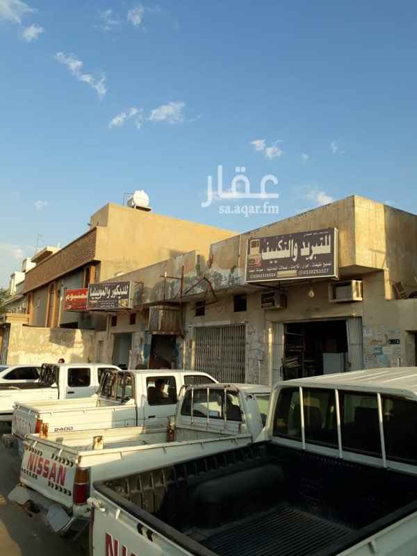 1289917 للبيع دور مكون من ٤ محلات تجارية
التواصل عبر الواتس اب