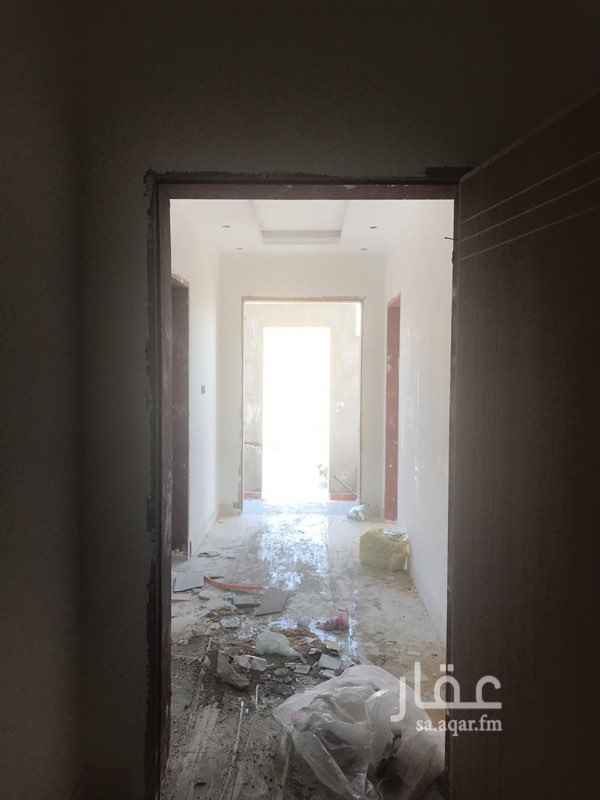 1670451 فله للبيع مساحه 350 نضام شقق دورين واملحق المواصفات ادور الارضي حوش سياره غرفة سايق خمس غرف 3 حمامات صاله مطبخ مدخلين ادور الاول خمس غرف 3 حمامات صاله مطبخ مدخلين ادور الملحق ثلاثه غرف حمامين مطبخ صاله مدخلين مفصوله في الحمدانيه السعيد السعر مليون 350الف اعتذر الموقع غير دقيق
للتواصل واتس اب فقط