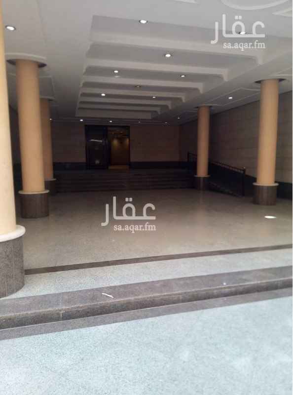 1648873 شقه للايجار في حي الجنادرية بالرياض ٥ غرف وصاله ودورتين مياه) واسعه وقريبة من الخدمات
التواصل واتس اب فقط