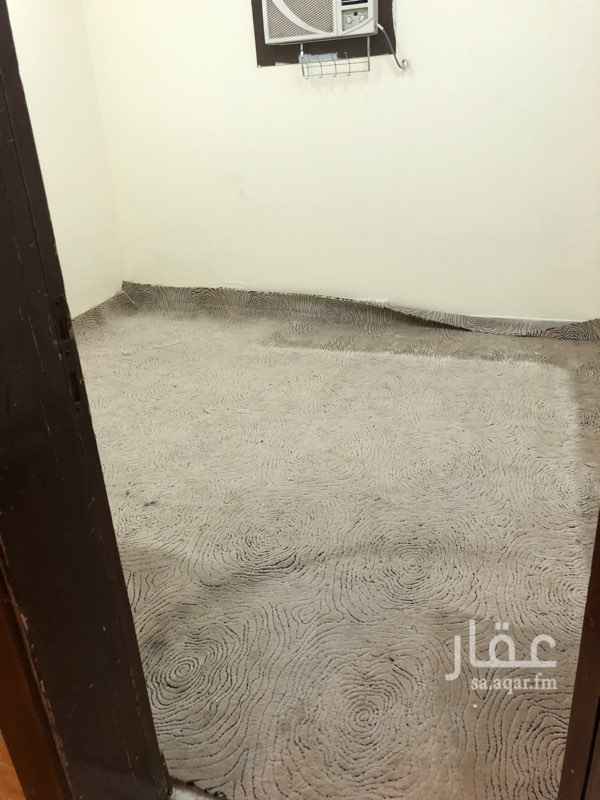 1533485 غرفه ومطبخ كبير وحمام
عوائل
راكب مكيف