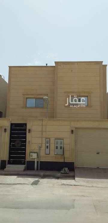 1557613 فيلا دور+ دور +شقه
الدور الارضي
ثلاث حمامات وثلاث غرف نوم وصالة ومقلط ومجلس ومطبخ راكب ومكيفات وثلاث مداخل رجال ونساء ومدخل مطبخ
الدور الاول
ثلاث حمامات وثلاث غرف نوم وصالة ومقلط ومجلس ومطبخ راكب ومكيفات مداخلين رجال ونساء
الشقة
غرفتين نوم وصالة ومطبخ راكب ومجلس وثلاث حمامات