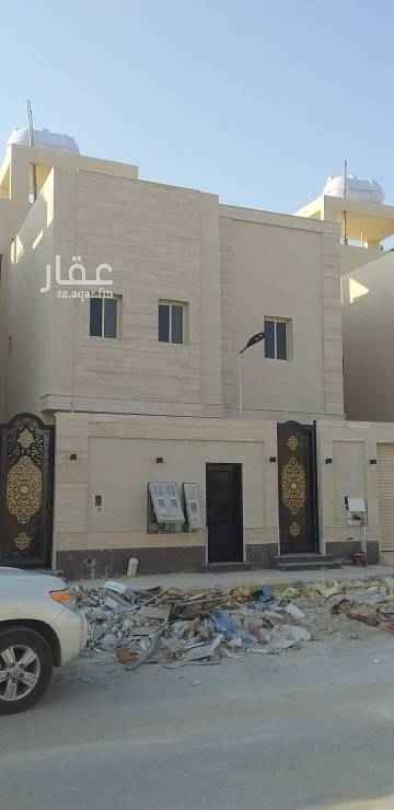 1715062 🛑 لراغبي السكن والاستثمار
◼️فيلا ٣٦٠م دور دور شقه
◼️الدور الارضي
مدخل سياره
غرفة سائق
مجلس مقلط
صاله ٣غرف نوم منها الماستر
٣ حمامات
مطبخ ومستودع
◼️ الدور العلوي
نفس التقسيم الداخلي للدور الارضي
◼️ الشقه
غرفتين مجلس صاله ٢ حمام
الفيلا قريبه من المسجد
.