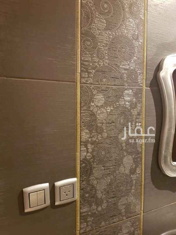 1703700 *شقه بمساحة ٢٢٤م في الصك
*جميع المفاتيح الكهربائية والافياش من شركة الفنار ضمان شامل ٢٥ سنه
* الأرضيات رخام...
*مطبخ إيطالي ذو جوده فائقه..
*توجد غرفه للسائق
*أمام مسجد وحديقه
*العماره مسجله في اتحاد الملاك
*تشطيب راقي جدا جدا
*تصاميم الديكورات الداخليه مميزه
*جميع سكان العماره محترمين و متعاونين جدا جدا
*يوجد نظام مراقبه في المبني
*خزان مستقل علوي وسفلي سعه ١٩ طن
*موقف خاص