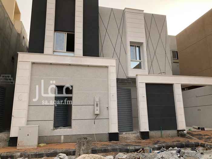 1641863 فله مميزة ببناء وتشطيب فاخر درج صالة
الدور الارضي: مجلس + مقلط + صالة + مطبخ
الدور الاول : ٤ غرف نوم و٣ دورات مياه
الدور الثاني : غرفتين وصالة ودورة مياه
لايوجد شقق
ولها ثلاث مداخل ( مدخل رجال ومدخل الصالة ومدخل الخدمات )