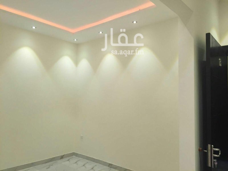 1582059 شقة في الياسمين مساحتها ١٣٤ والسطح ١٢
فوق غرفتين نوم ماستر وحمام وغرفة اطفال وحمام
وسطح خاص
تحت صاله مطبخ كاونتر ومجلس و٢ حمام
مواقف وغرفة سواق
وضمانات
حاليا موجره ب٣٥الف
واتساب ؛ 0563615932