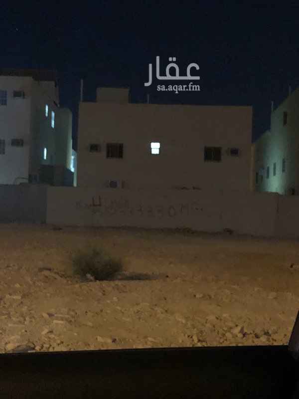 1762951 للبيع بـ ظهرة لبن ارض تجارية بشارع ينبع مساحتها 1200 وواجهتها جنوبية طولها على الشارع 30 والعمق 40
للتواصل : 0562333330