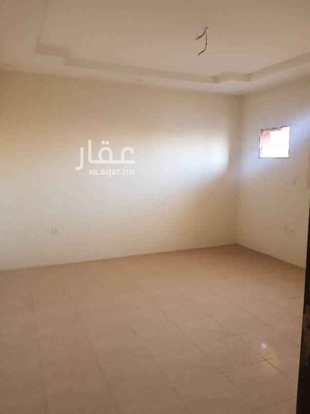 1635232 شقق جديدة غير مفروشة
الشقة الأولى: غرفيتن وصاله ومطبخ وحمامين ١٦٠٠ ريال
الشقة الثانية: ٣ غرف وصالة ومجلس وحمامين ١٨٠٠ ريال
الكهرباء على المستأجر عداد منفصل لكل شقة
يوجد مصعد