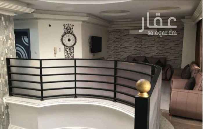 1293478 فيلا دوبلكس شغل شخصي وموقع ممتاز
داخل الحد
مساحتها / 330م
الدور الارضي/
صوالين ومطبخ كبير
الدور الثاني /
اربعه غرف كل غرفه بحمام مستقل ومطبخ خدمه والدور الثالث جناح بغرفتين وصاله مستقل
والسطح /غرفه شغاله وغسيل
كما يوجد غرفه سائق وجراش سياره تكيف الدور الاول مركزي
يوجد مصعد
العمر سنتين
السعر / مليون و200