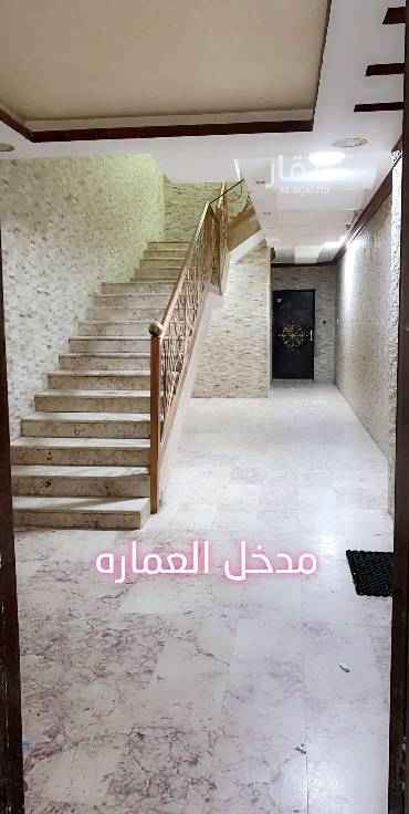 1754002 شقة عوائل مكونه من ٤ غرف وصالة راكبة مكيفات عدا في غرفة الأطفال السعر قابل للتفاوض للجادين