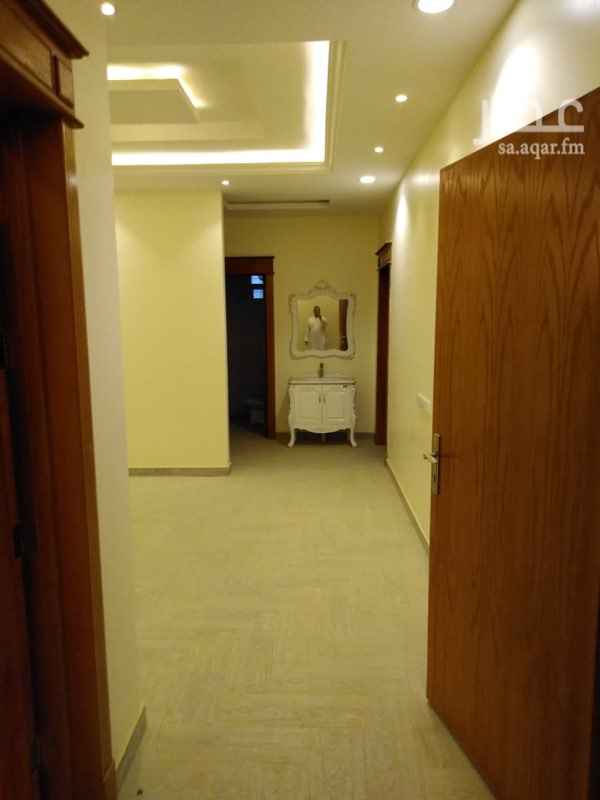 1647769 شقق عوائل ممتازة بحي العارض في فيلا دور اول وثاني تتكون من 3 غرف وصاله و3حمامات ومطبخ راكب تشطيب سوبر لوكس اول ساكن العقار جديد
* السعر: 21 ريال /سنوي .
* يتوفر مطبخ .
* عوائل فقط .
* مدخل سيارة .
* جديدة .
* 3 غرف .
* 1 صاله .
* 3 دورة مياه .