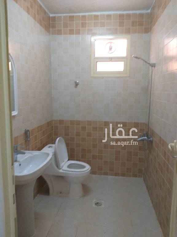 1506817 ٣ غرف وصالة و٢ حمام ومطبخ
راكب مكيفات اسبيلت راكب مطبخ
مجدده بالكامل
شامله التأمين والمياه
عداد كهرباء مستقل بالشقه