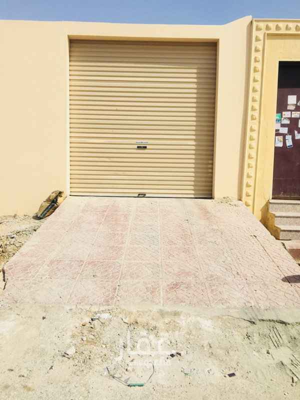 1629648 استراحه مدخل سيارت+
2غرفه+مجلس+مطبخ+حمام
للتواصل جوال/0531583120