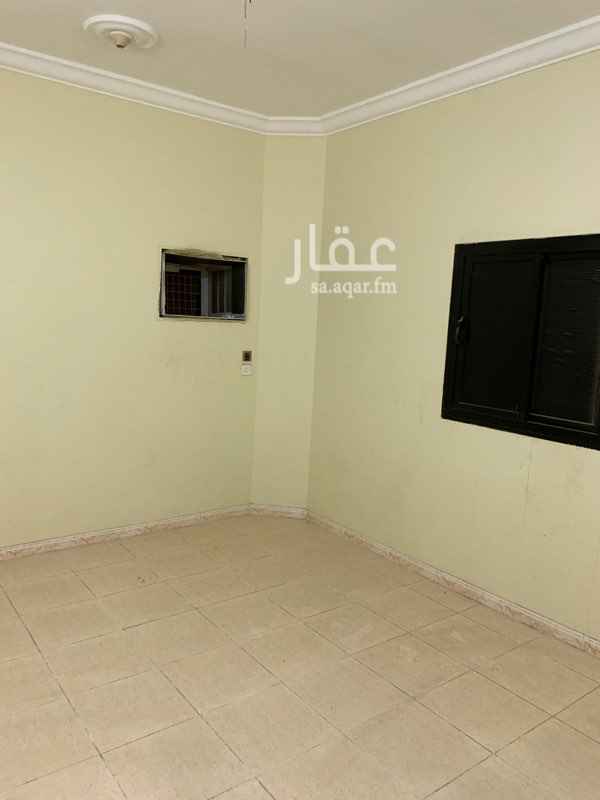 1666153 ثلاث غرف و صاله ٢ حمام
الدور ٢
يوجد بها مصعد
مطبخ راكب