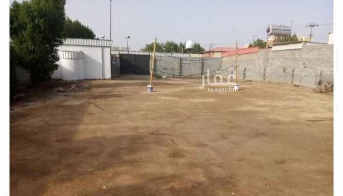 1646095 الاستراحه على شارعين والاسفلت والاناره على الباب
عداد كهرباء + خزان ماء + بياره اكرمكم الله + مسجد صغير
+ غرف بمنافعها ومساحة كبيره غير مستغله الاستراحه عباره عن ارضين متصله بالقرب من ميقات الجعرانه بجوار مجمع البنات ومدرسة الاولاد منطقه حيويه الاستراحه بموجب وثيقه مفقوده وبأوراق مبايعه.