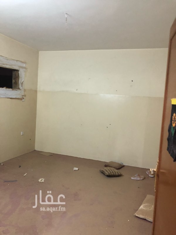 1693921 ملحق علوي مع سطح خاص