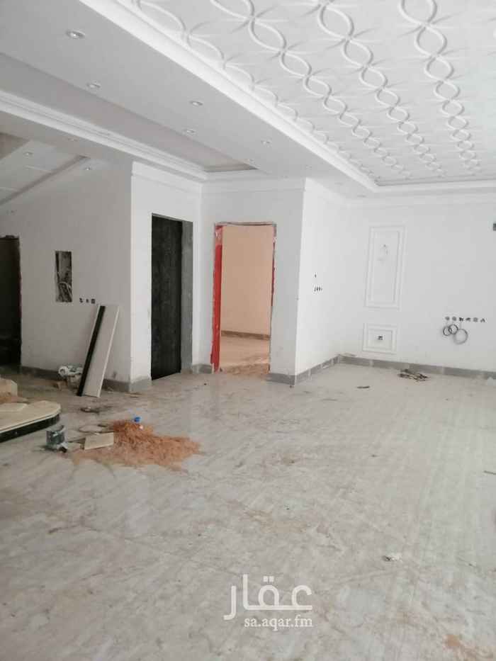 1700329 للبيع فيلا فاخره درج بالصالة و شقتين حى العارض
المساحه ٤٥٠م
الشارع 15م غربى
السعر مليون وثمانماىه الف ريال
مدخل سيارة و غرفه سائق وملحق خارجى ومجلس رجال ومقلط وصاله ومطبخ و مصعد ومجلس نساء
الدور الاول 4 غرف نوم و صاله و٣ دورات مياه
الدور العلوى ملحق خادمه و السطح
الشقتين كل شقه مجلس وصاله ومطبخ و غرفتين نوم ودورتين مياه