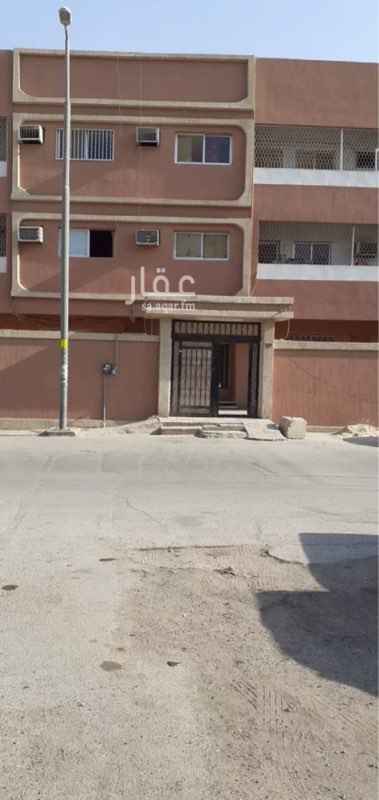 1741779 شقة من اربع غرف نوم وصالة وحمامين ومطبخ كما يوجد شقة مكونة من ثلاث غرف نوم وصالة وحمامين ومطبخ
الموقع الملز -الضباط خلف شارع الستين قريبة من كنتاكي موقع مميز
جوال رقم 0547172016
جوال رقم 0547272959
مكتب عبدالرحمن المنديل للعقار
