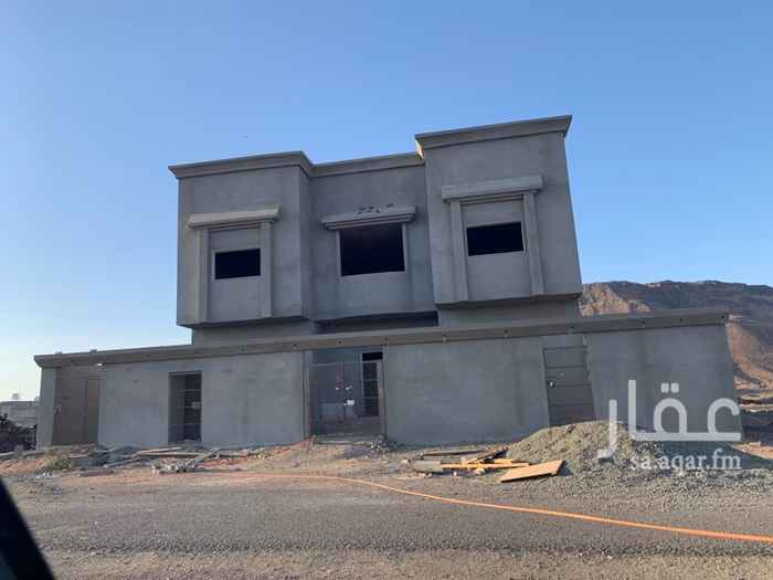 1701671 عمارة عظم للبيع في حي السكب ( جبل عير )
مساحة ٨٠٠ م على شارع ٢٤ م
مكونة من فيلا في الامام و٣ شقق في الخلف
الفيلا
الارضي مجلس رجال ومقلط ومجلس نساء وصالتين كبيره
ومطبخ و٢مياة ومخزن
وتاسيس مصعد والدور الاول ٦ غرف وصاله و٤ دورات مياة
والملحق غرفه بحمامها
الشقق
٣ شقق من٤ غرف وصاله كبيره ومطبخ وثلاث دورات مياة
تم الانتهاء من اللياسه الخارجيه
مطلوب مليون
⭕فضلاً ⭕
🛑 اذا وصلت لهذا العقار عن طريق الاعلان واشتريته لنفسك او أخبرت أحداً عنه نذكرك بدفع سعي للمكتب ومنزل مبارك مقدماً🛑