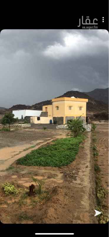 1679388 استراحه ومزرعه للبيع جزء منها يصلح مخطط والباقي مزرعه على الوادي والأسفلت يوصل الى الباب على طريق قضاء بسحر ال عاصم مكونه من مجلسين واحد للنساء مع دورة مياه وحوش ومجلس للرجال مع دورة مياه وصاله مفتوحه على المزرعه ودكه خارجيه مطله على المزارع وملعب ومسجد ومحنذ مجهز وموافي
فيها اثنين أبيار ارتواز ولله الحمد المويه متوفر وفيها نخل وحمضيات بدت تدفع السنه هاذي
المساحة الإجمالية 14735،36 متر مربع
للتفاصيل اكثرهذا جوال والدي ارجو عدم الاتصال من بعد العشاء
055 364 8745