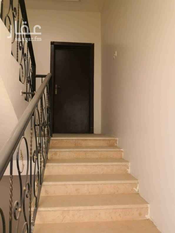 1568849 شقة للايجار الرياض حي الحزم مخرج ٢٦ بالقرب من شارع علي بن النقيب وجامع نوره العجلان:-
٣غرف ومطبخ وصالة و٢دورة مياه اعزكم الله ومدخل مستقل وسطح مستقل به غرفه اضافيه تستخدم كمستودع..
للتواصل /966563390624+