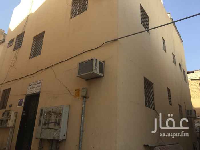 936828 للايجار عدد (٢) شقه عوائل دوار اول مكونه كل شقه من 2 غرفه 1 حمام مطبخ راكب حي ام سليم قريبه من الخزان خلف اسوق العثيم الايجار السنوي 7500 ريال والتامين 500 ريال التوصل مع ابومحمد عصرآ الى 9.30 مساء ممكن يكون الايجار كل 3 اشهر اربعه دفعات بالسنه للعلم يوجد لكل شقه عداد كهرباء منفصل مؤسسة الصالح للعقارات
3828 شلهوب، ام سليم، الرياض 12745 8127
011 286 3304
https://goo.gl/maps/MGjhUcvrFsC2