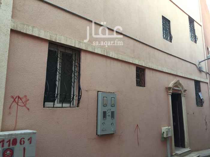 1666557 شقتين عزاب للايجار مكونه من 3 غرف 2 حمام مطبخ الايجار السنوي 8500 ريال و 500 ريال تامين يوجد مكيف اسبلت واحد راكب الموقع حي ام سليم قريبه من شارع الخزان خلف مطعم ريدان ممكن الدفع كل 3 اشهر اربع دفعات في السنه التوصل مع ابو محمد 0112863304 من 4 عصرآ الى 10 مساء ماعد يوم الجمعه اجازه المكتب
