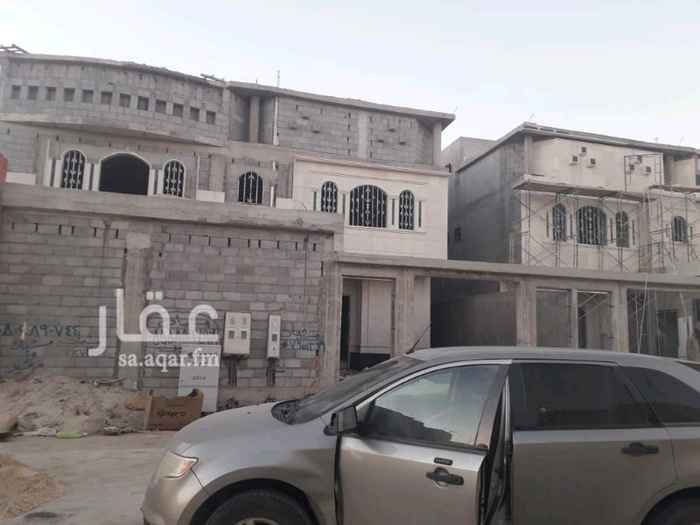 1411236 فيلاللبيع مساحة ٥١٧متر موقع ممتاز شغل شخصى ديكورات تشتطيب ممتاذدور مسروق درج داخلى وشقتين
عليهاسوم مليون و٣٠٠الف
للتواصل ٠٥٦٣٥٨١٦٤٤