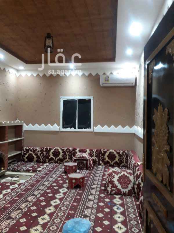 1552138 دور ارضي للإيجار مساحة ٤٠٠متر يتكون مدخل سيارة وحوش ومشب مجلس ومقلط وصالة ومدخل نسا ومطبخ و٣غرف نوم منها غرفه ماستر وأربع دوارت
راكب مطبخ و٣مكيفات اسبيلت
الدور ما عليه شقق
للتواصل ٠٥٦٣٥٨١٦٤٤